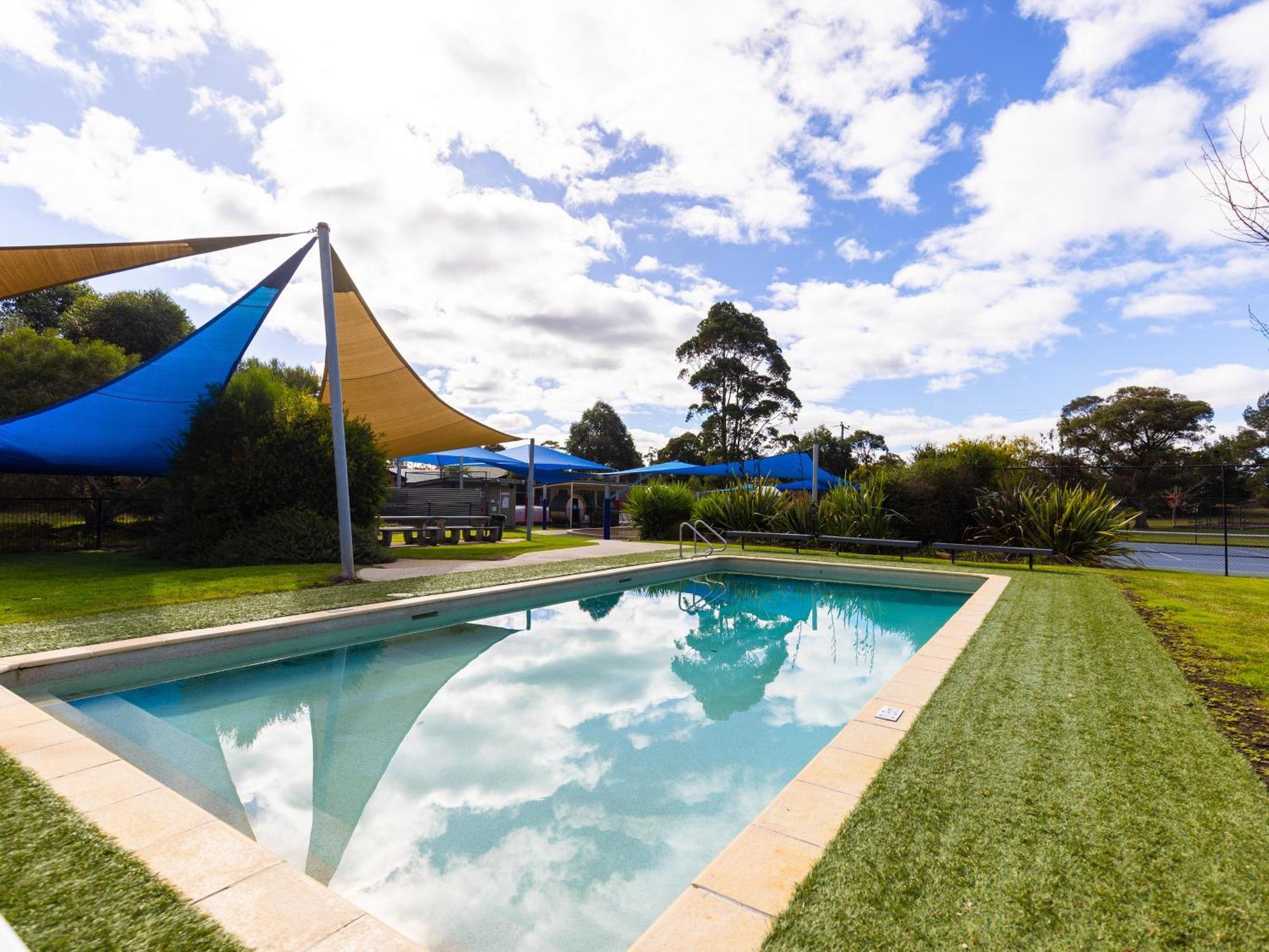 Nrma Halls Gap Holiday Park מראה חיצוני תמונה