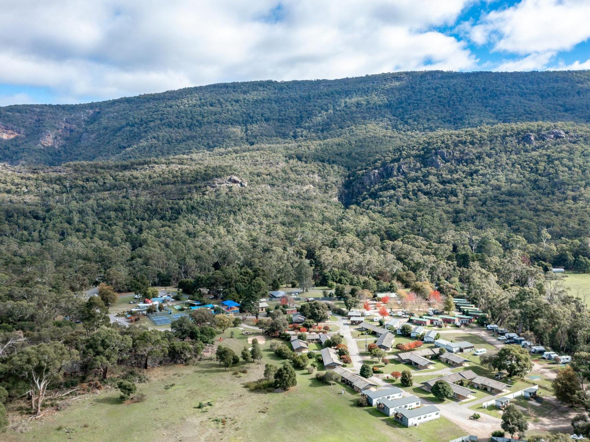 Nrma Halls Gap Holiday Park מראה חיצוני תמונה